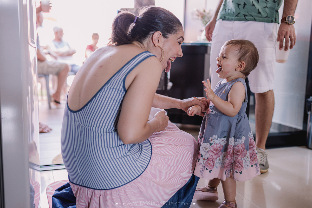 festa em casa quarentena decoração catavento e pipa 1 aninho ribeirão preto tássia garcia fotografia