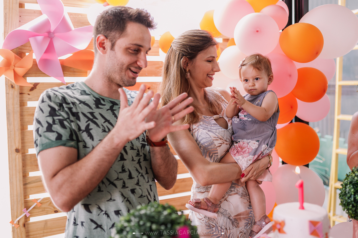 festa em casa quarentena decoração catavento e pipa 1 aninho ribeirão preto tássia garcia fotografia
