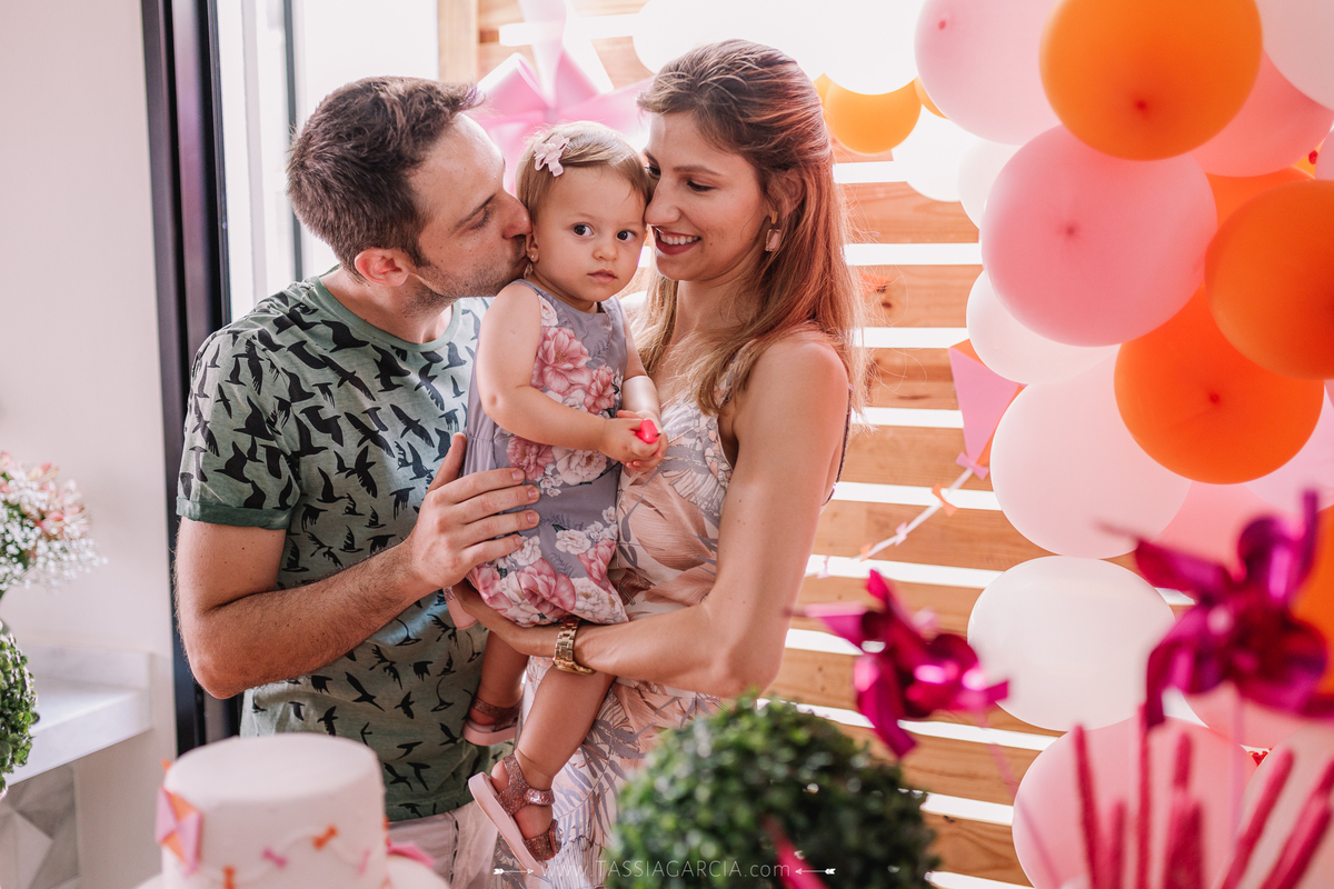 festa em casa quarentena decoração catavento e pipa 1 aninho ribeirão preto tássia garcia fotografia