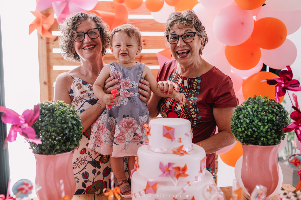 festa em casa quarentena decoração catavento e pipa 1 aninho ribeirão preto tássia garcia fotografia