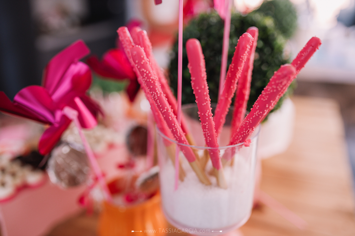 festa em casa quarentena decoração catavento e pipa 1 aninho ribeirão preto tássia garcia fotografia grissinis