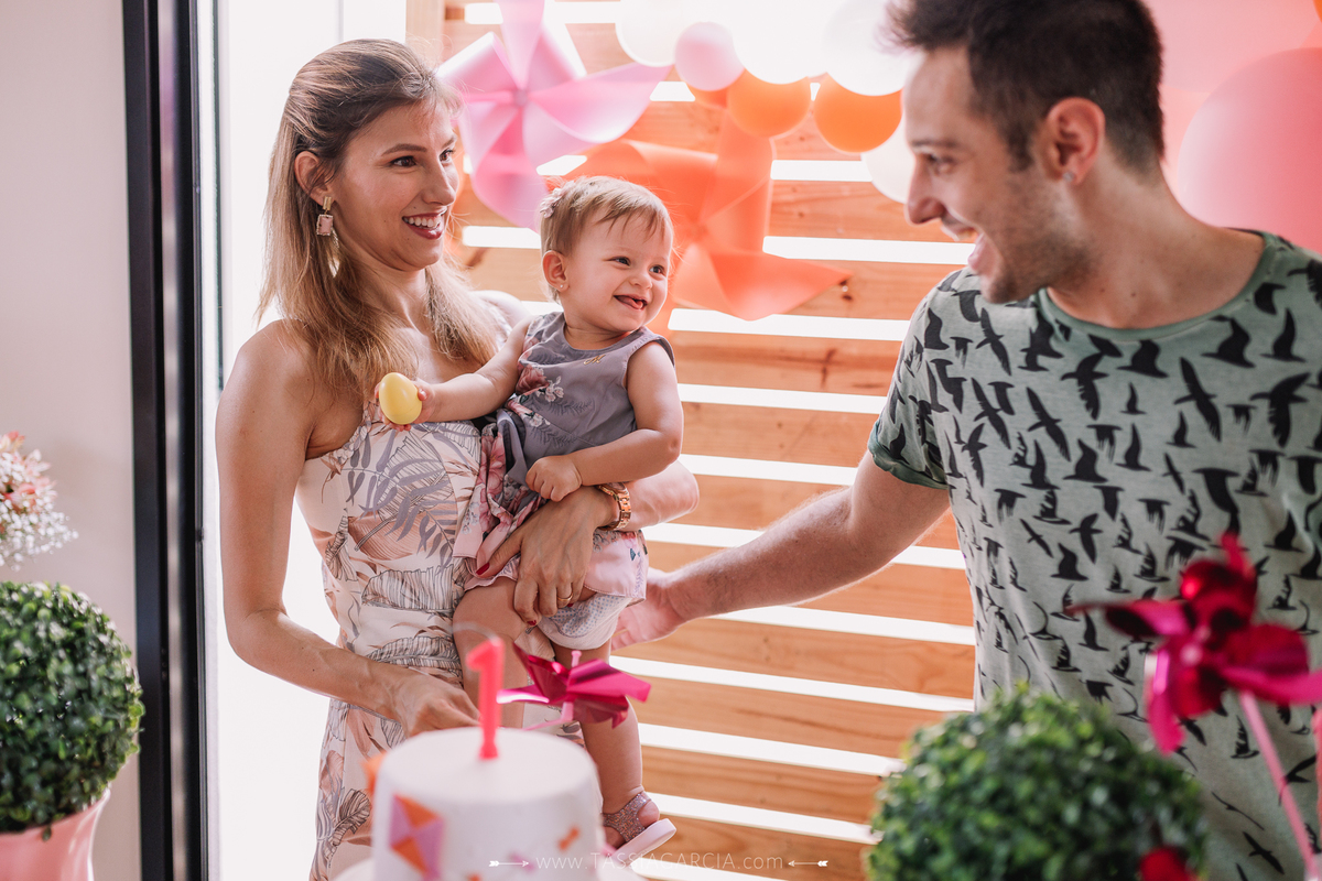 festa em casa quarentena decoração catavento e pipa 1 aninho ribeirão preto tássia garcia fotografia