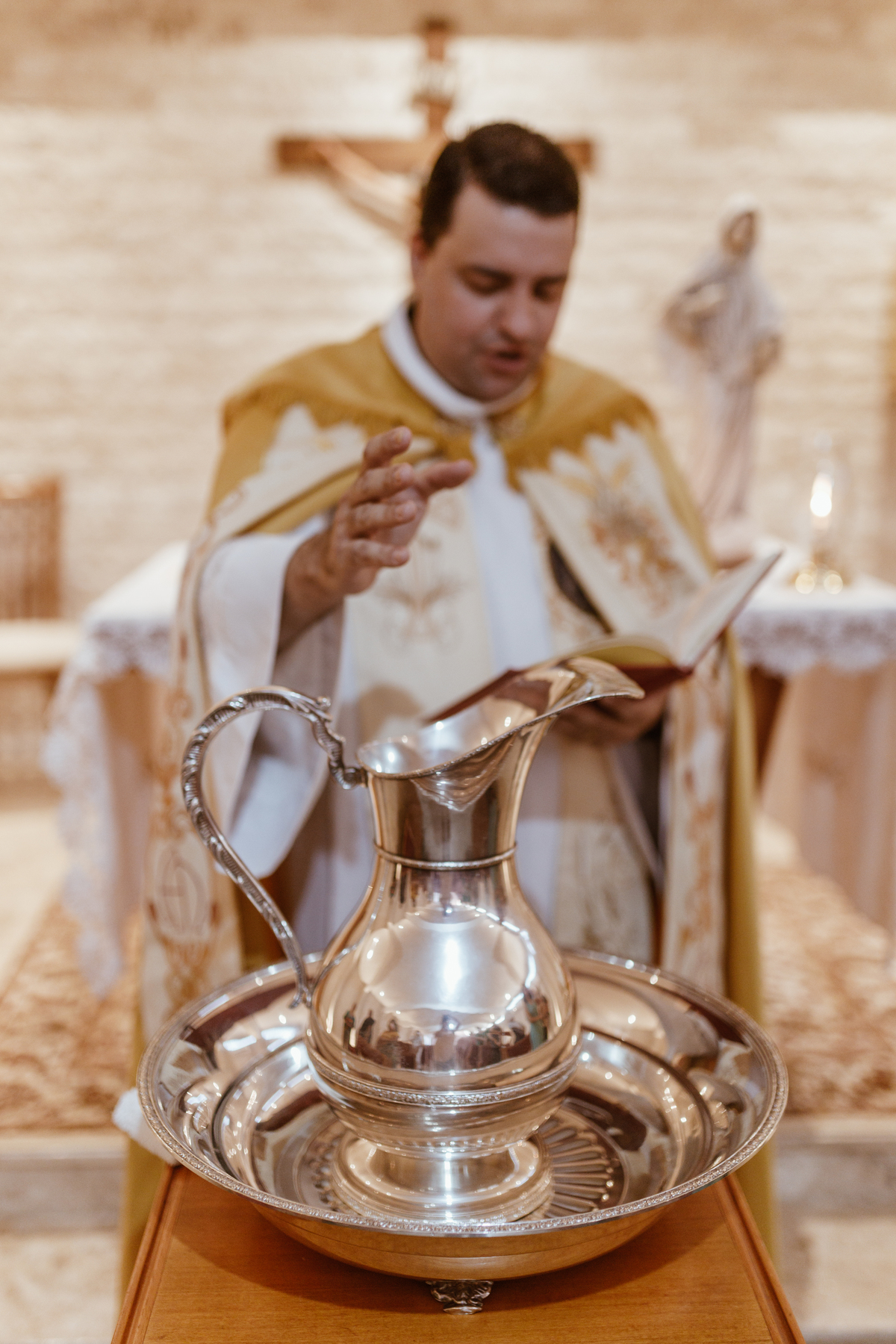 igreja bonita para batizado em ribeirão preto Paróquia Jesus Misericordioso e Santa Edwiges tássia garcia fotografia