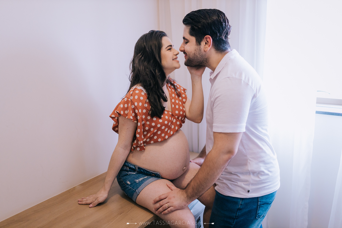 ensaio gestante em quarto de hotel ribeirão preto tassia garcia fotografia