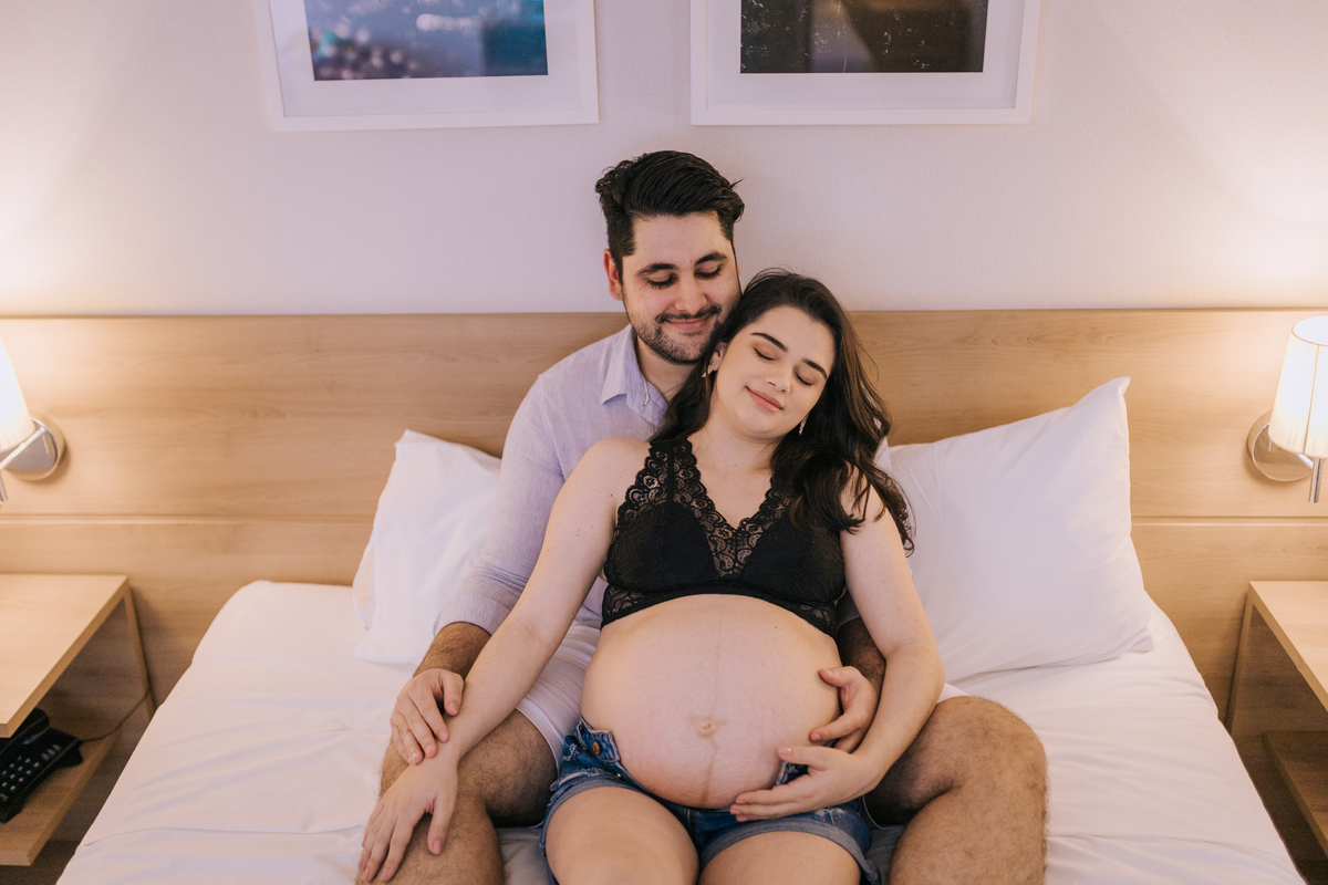 ensaio gestante em quarto de hotel ribeirão preto tassia garcia fotografia