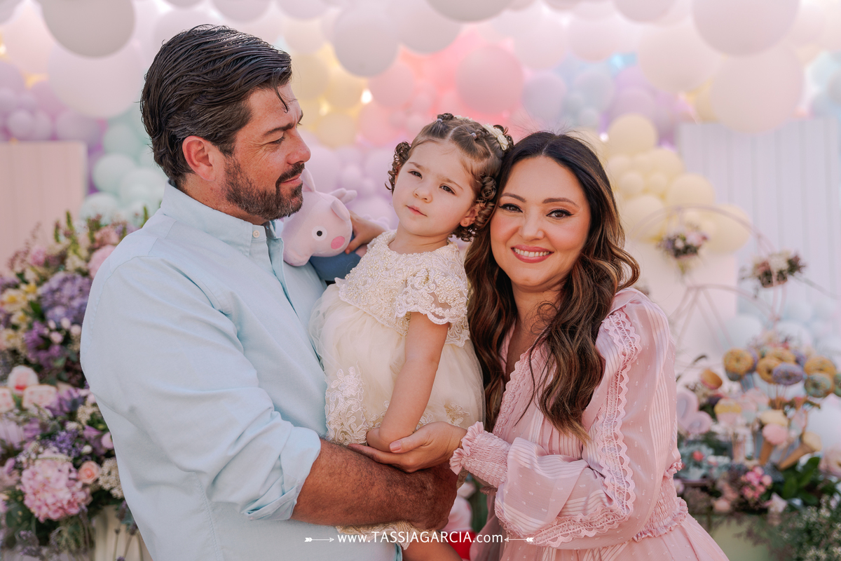 festa em casa dois anos acessoria sandra oliverio ribeirao preto tassia garcia fotografia decoração doceria da peppa por ouse criações e center festas