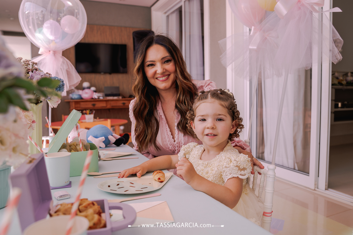 festa em casa dois anos acessoria sandra oliverio ribeirao preto tassia garcia fotografia decoração doceria da peppa por ouse criações e center festas