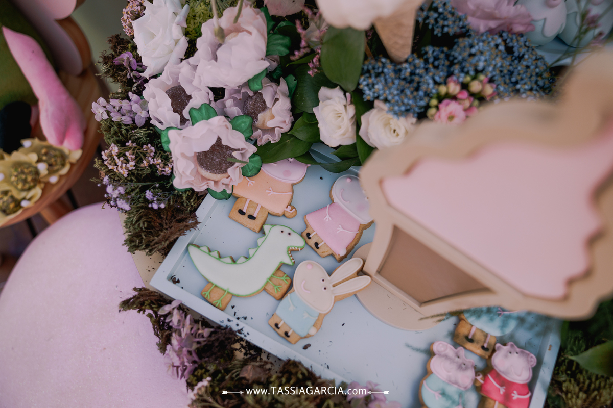 festa em casa dois anos acessoria sandra oliverio ribeirao preto tassia garcia fotografia decoração doceria da peppa por ouse criações e center festas