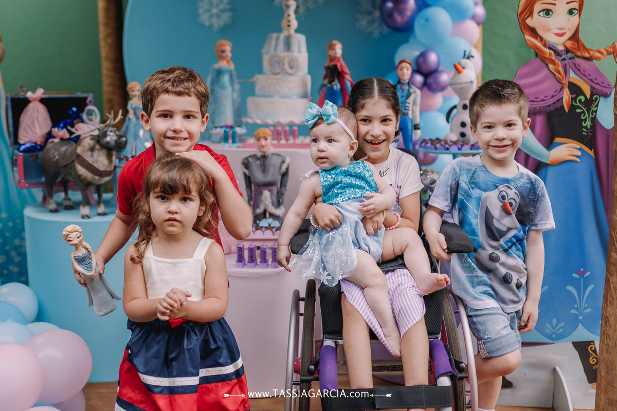 aniversário de 7 anos tema frozen festa em casa ribeirão preto tassia garcia fotografia