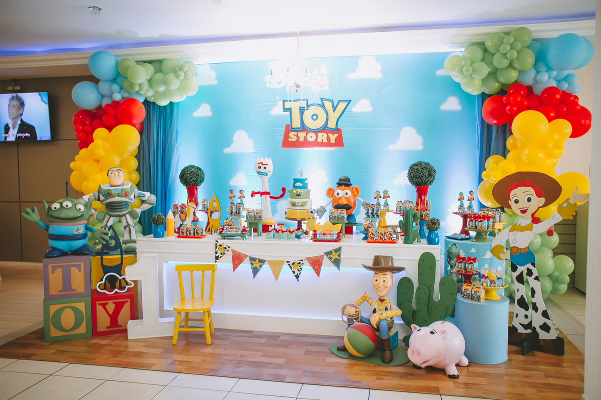 decoração toy store