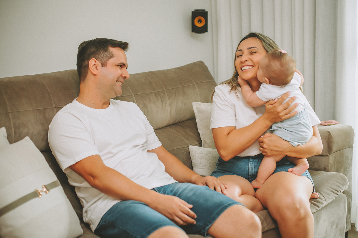 fotografia de bebê em casa