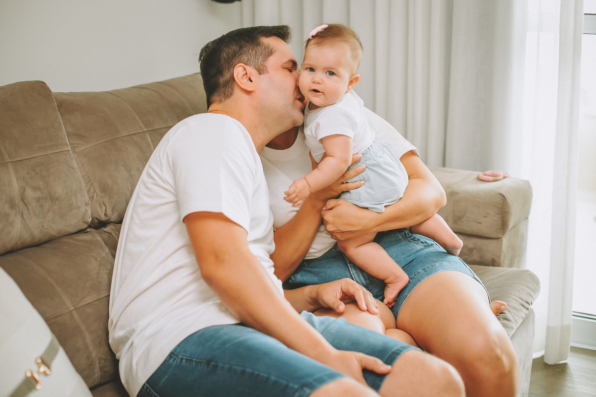 ensaio fotográfico de família em casa