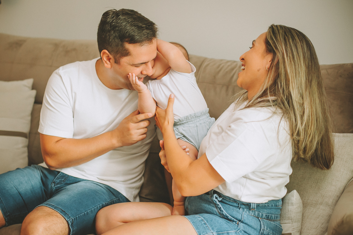 ensaio fotográfico de família em casa