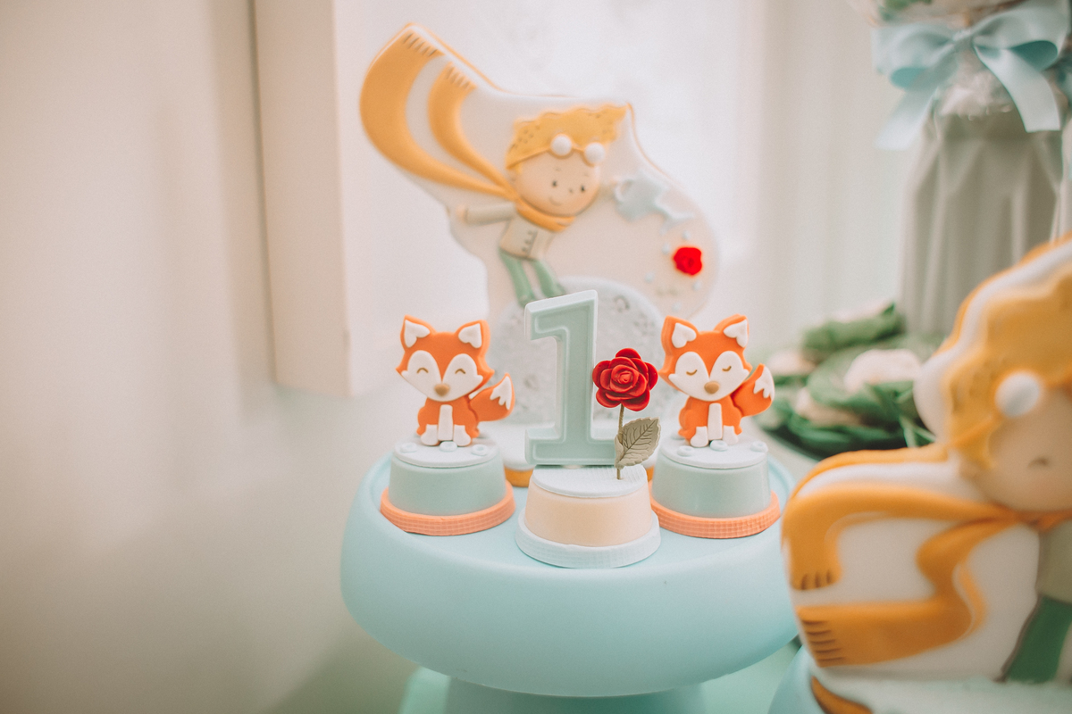 Doces personalizados para festa infantil tema Pequeno Príncipe.