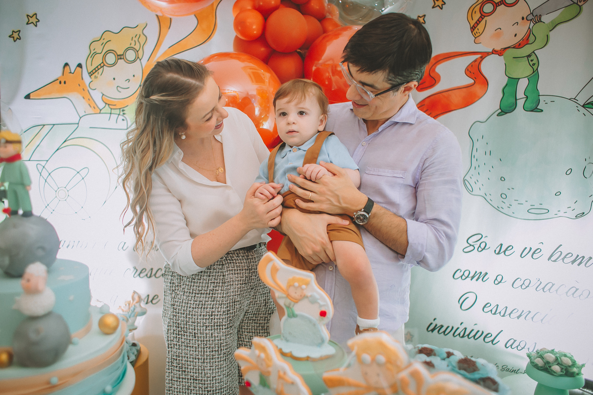 Fotos com os pais do Otávio na sua festa de 1 aninho