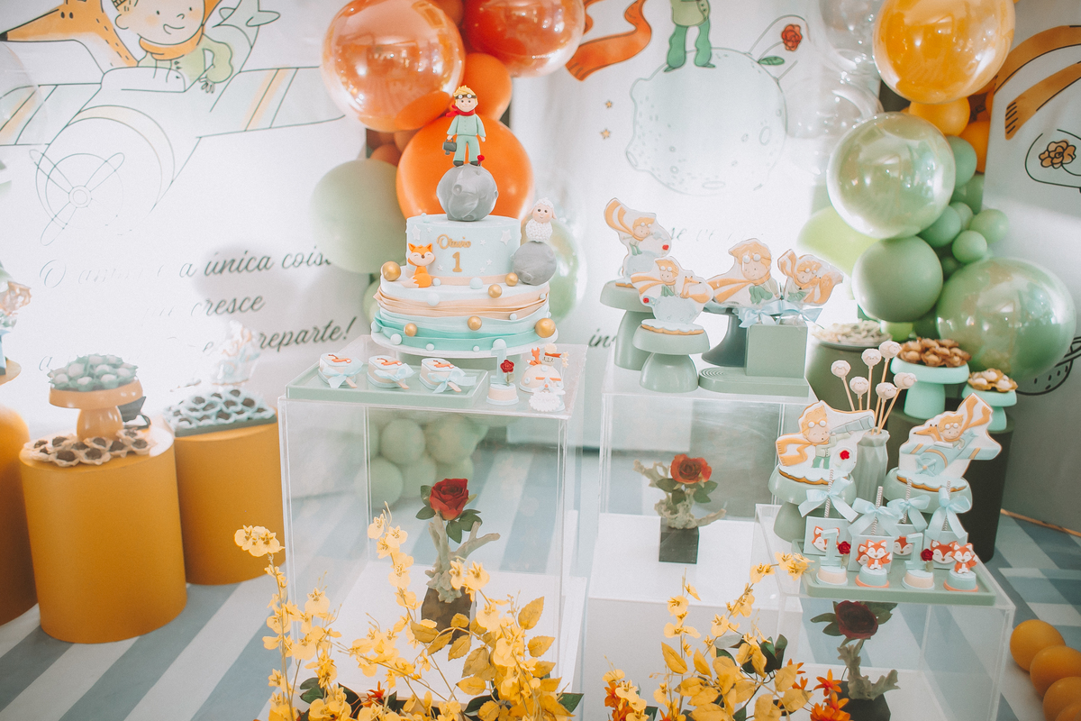 Doces personalizados para festa infantil tema Pequeno Príncipe.