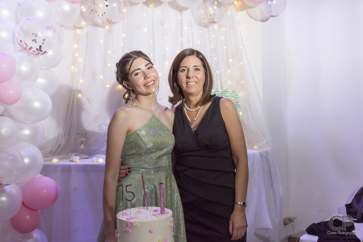 fotografia familiar en la fiesta de 15 años en rosario, fotografia para 15 años, fotos de 15