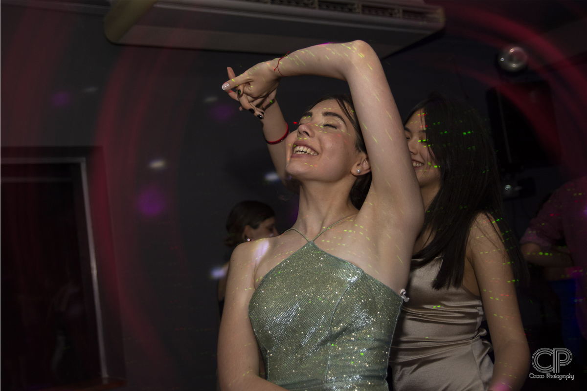 fotos en el baile de 15 años en el salon de fiestas en rosario, mooi salon de fiestas, fotografos de 15 años en rosario