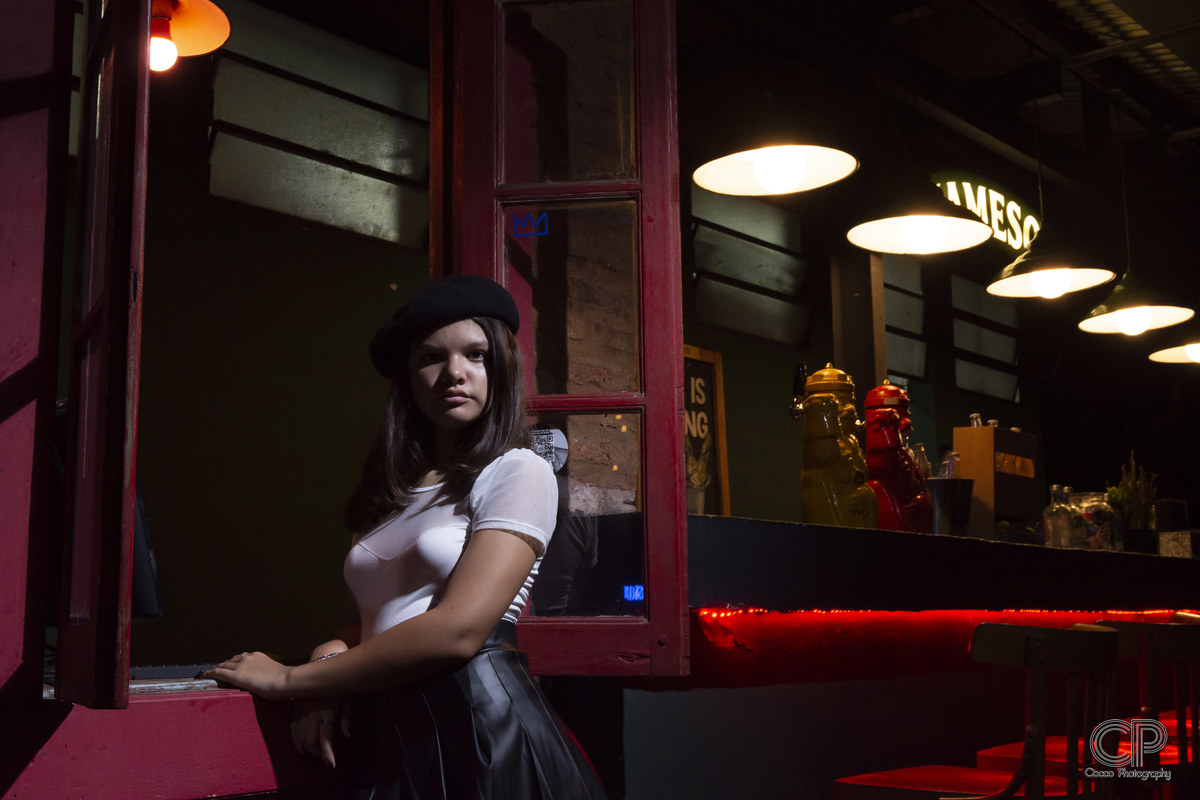 book de 15 años en Basquiat Street Pub, fotografias de 15 años en rosario, sesion de 15 años