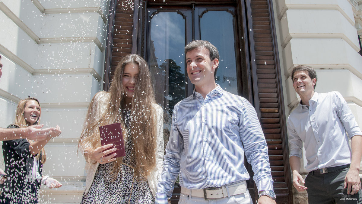 asamiento de Anita y Seba, una hermosa celebración acompañada de familiares y amigos.
Enmarcada de un excelente ambiente de fiesta y celebración.

Ceremonia Civil: Villa Hortensia
Ceremonia Religiosa: Parroquia San Ramón
Lugar del Evento: CasaBlanca Funes