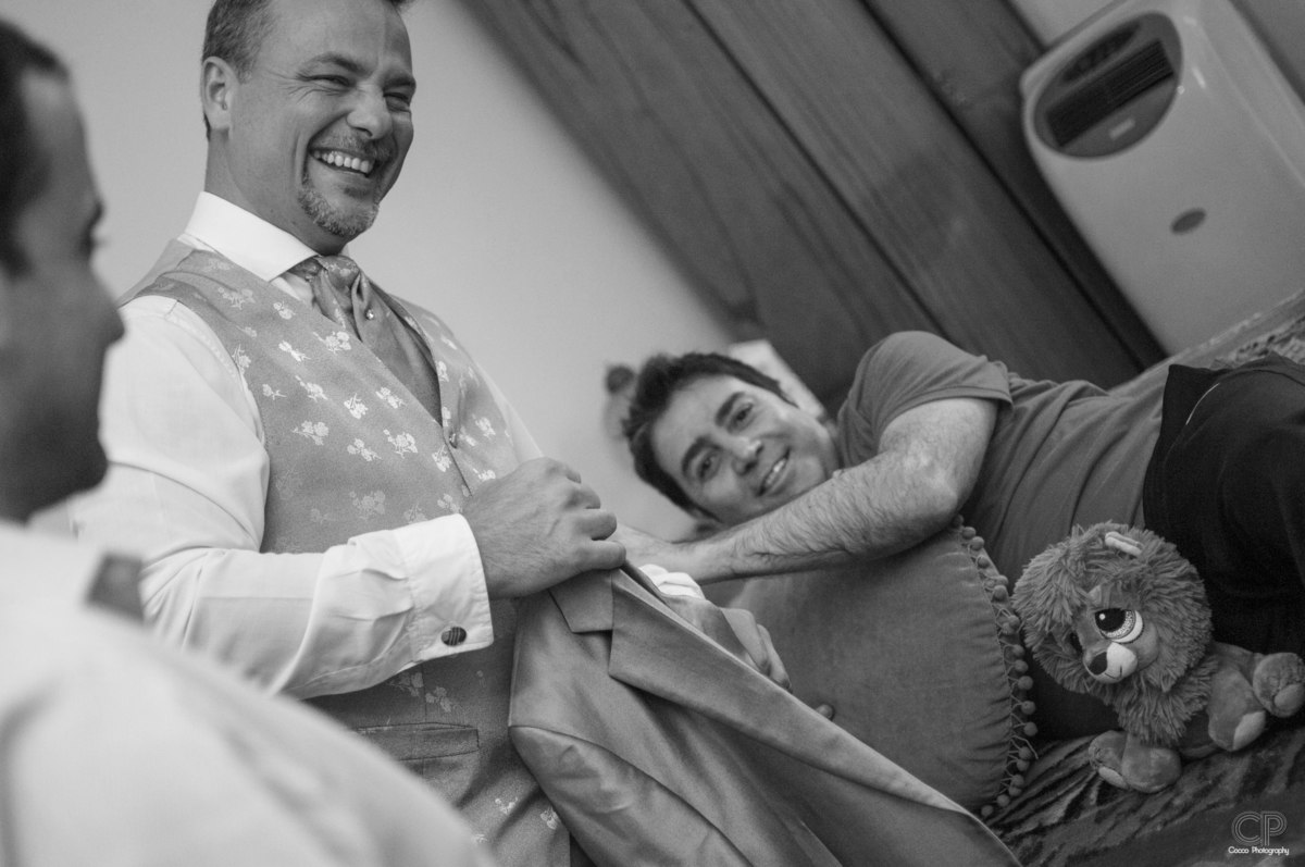 Angie & Gonza      
Amor, amistad, compañerismo y sobre todo mucha pasión.
Es solo un poco de lo que distingue a está hermosa pareja.
Civil: Distrito Centro, Rosario. Santa Fe. Argentina
Getting Ready: Hotel Amerian Puerto Rosario. Religiosa: Parroquia
