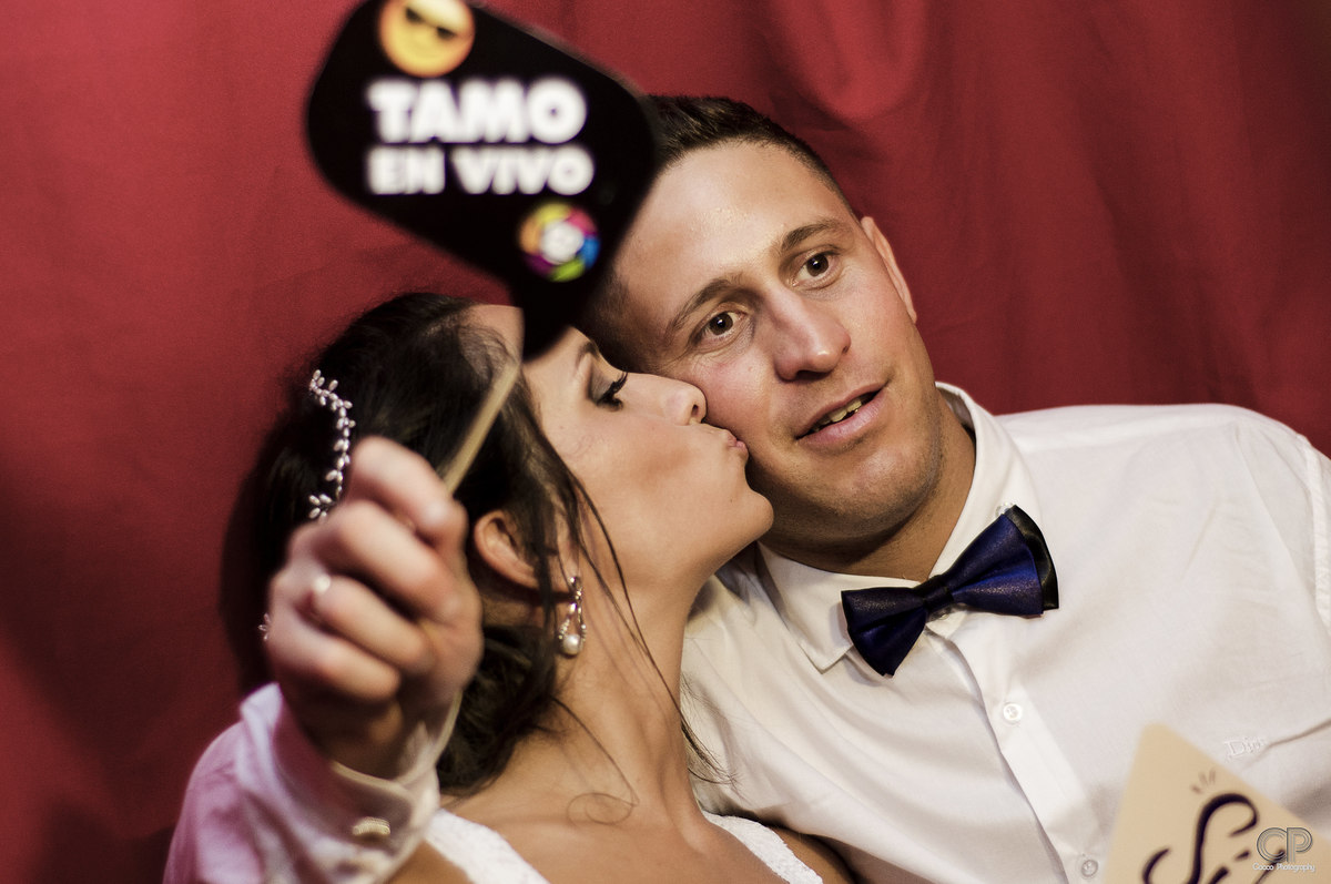 July & Juanjo - Wedding Time  
Cuando el amor es grande y nos cuentan historias.
Una felicidad en Flor de Piel.
Civil: Distrito Norte, Rosario. Arg.
Getting Ready:  Parque Villarino, Zavalla, Pengo Boat, Windkook y Río Parana 