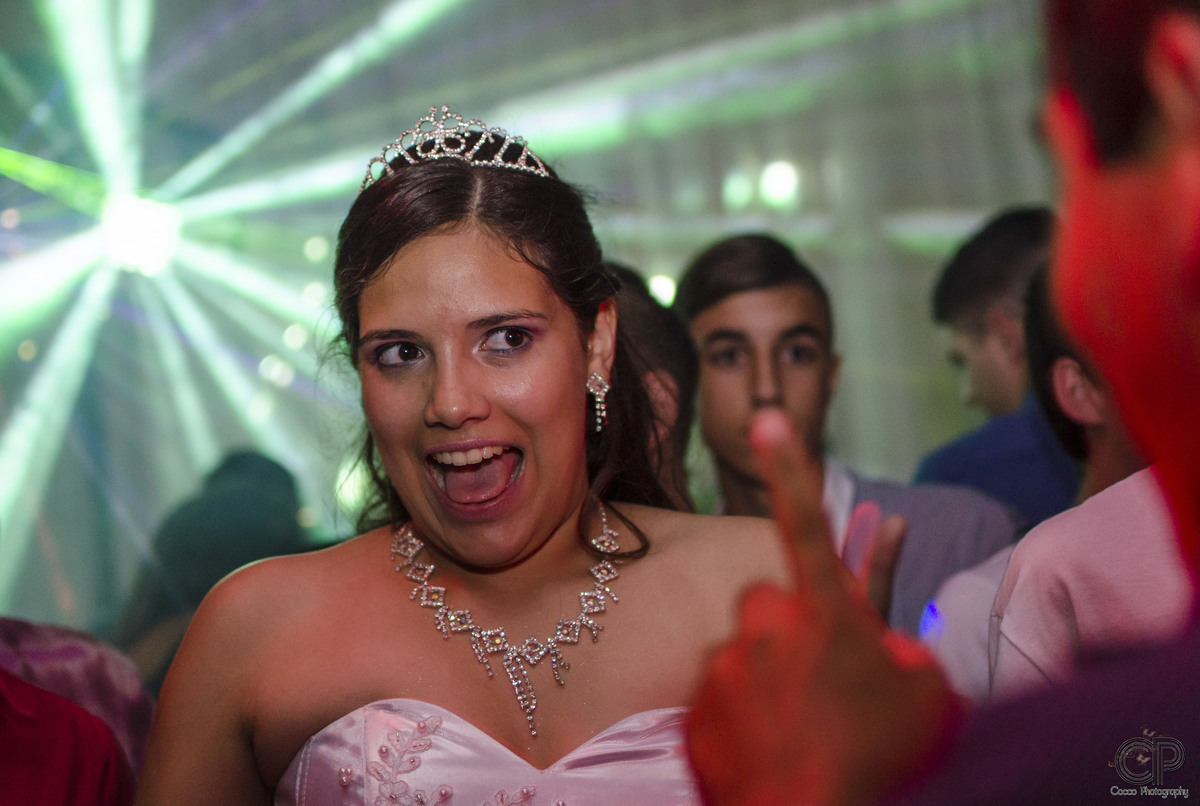 fotos de 15 años divertidas en la fiesta, fiestas diferentes y divertidas, Mis fabulosos 15, book 15 años, rosario, santa fe, maquillaje 15 años, vestidos de 15, sesiones naturales, sesión previa de 15 años, fotos de 15 diferentes