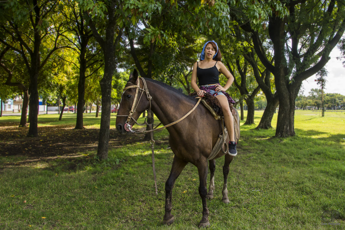 15 años en rosario, book de 15, meikap 15 años, quinceañeras, fiesta, vestido de 15, book de 15 en rosario, ideas para mis 15, sesión previa, sesión de fotos 15 años, zapatos, peinado para 15, book urbano de 15 años, 