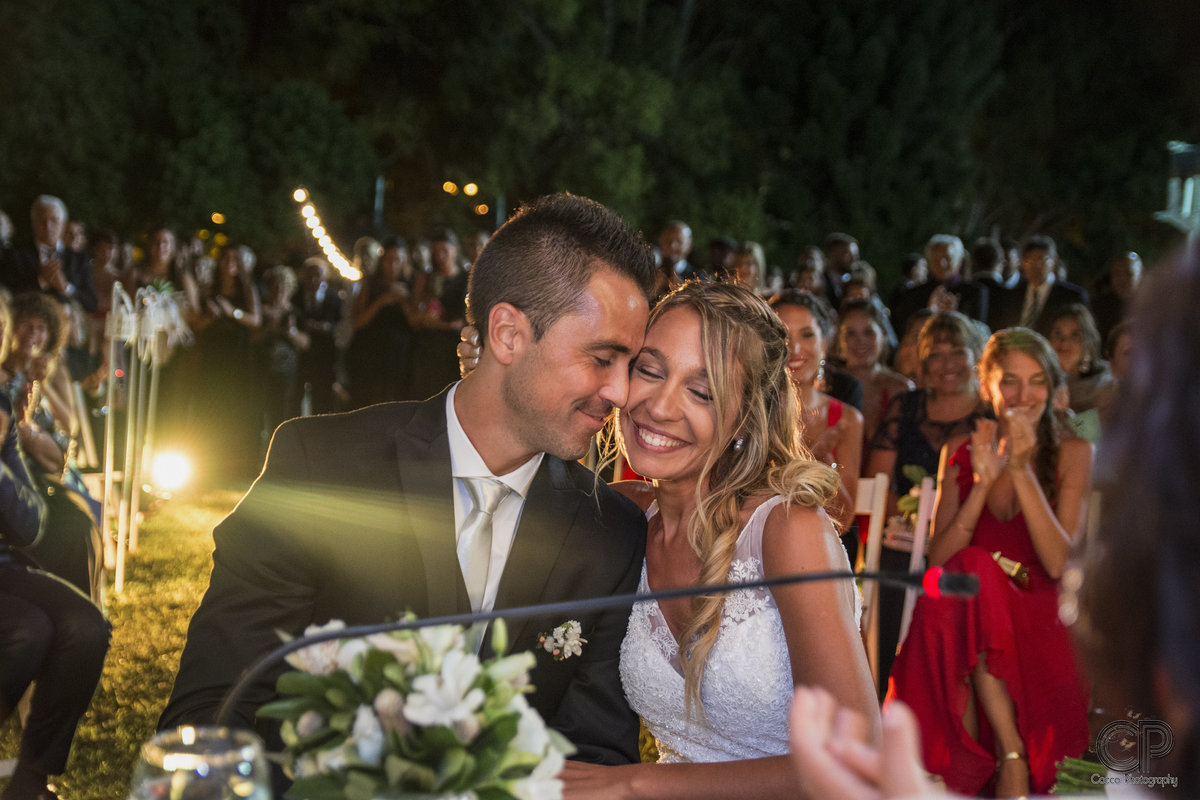 fotos de los novios en la ceremonia civil en la fiesta, novios en ceremonia, fotos de bodas 