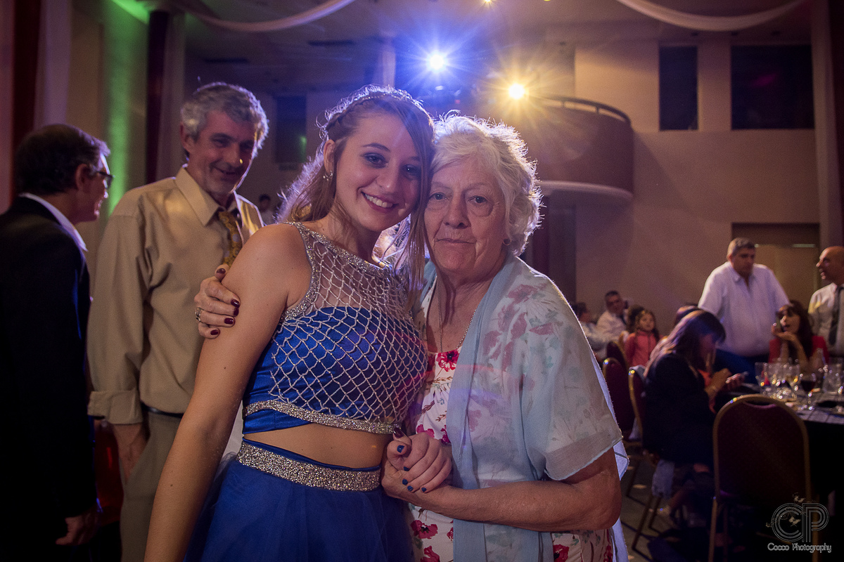 Outfits 15 años, Book 15 años, fotos 15 años, book 15 años en rosario, fiesta de 15, zapatos, rosario, fiesta de 15, fotos de 15, fotos urbanas, sesión  de fotos, fotos previas, ideas para 15, familia