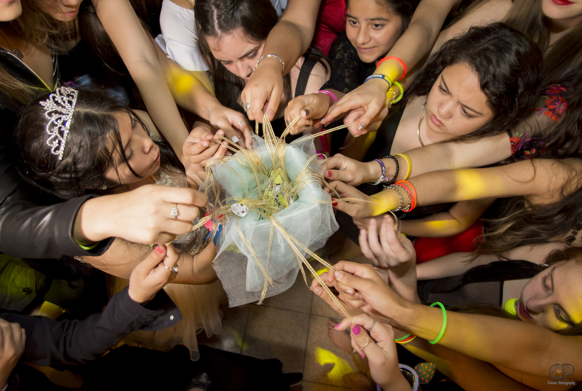 ceremonia de las cintas 15 años,  fotos de la fiesta, fotos de quinceañeras tumblr