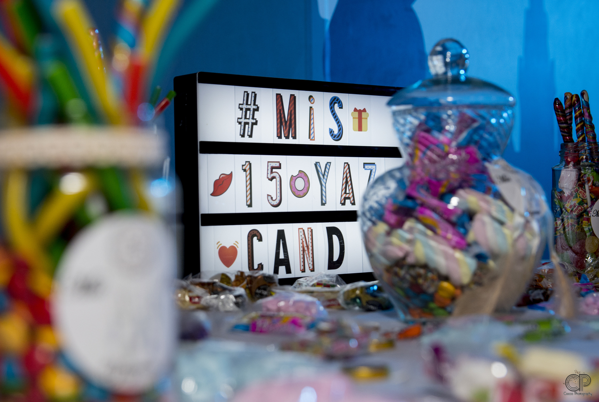 salón de fiestas para 15 años, mesa dulce, ideas para 15, fotos diferentes, fotos en la fiesta