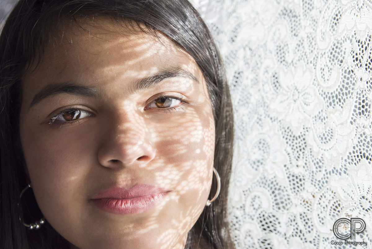 sesion de fotos de 15 años originales en exteriores en rosario, fotografos de 15 años en rosario, ideas deferentes para book de fotos