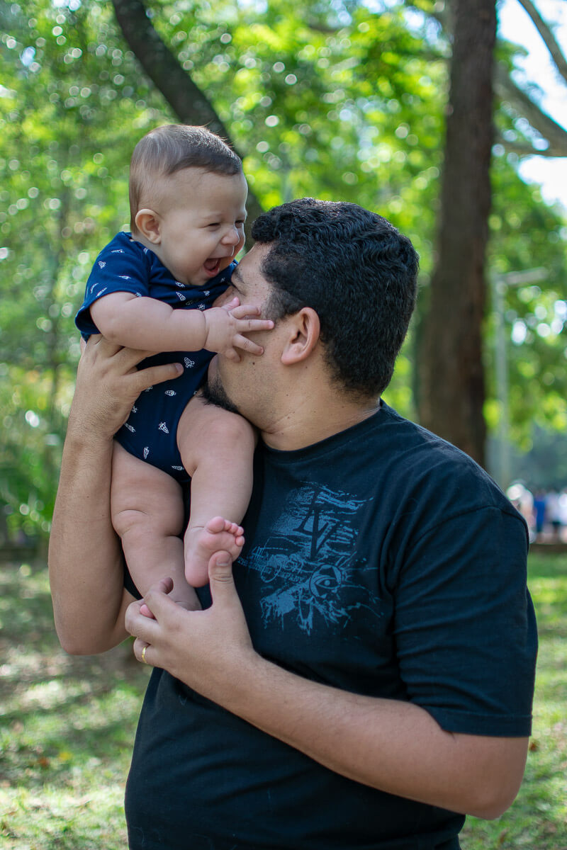 papai me fazendo cócegas