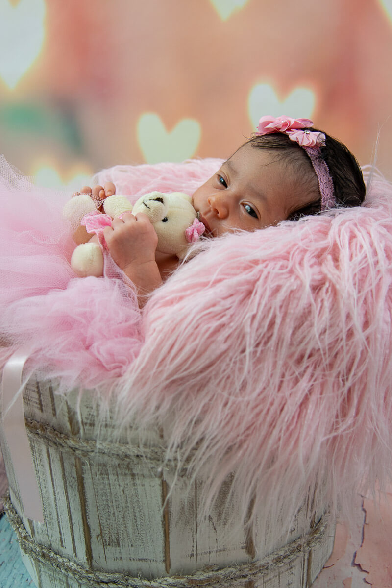 Grudada na ursinha com meu baldinho