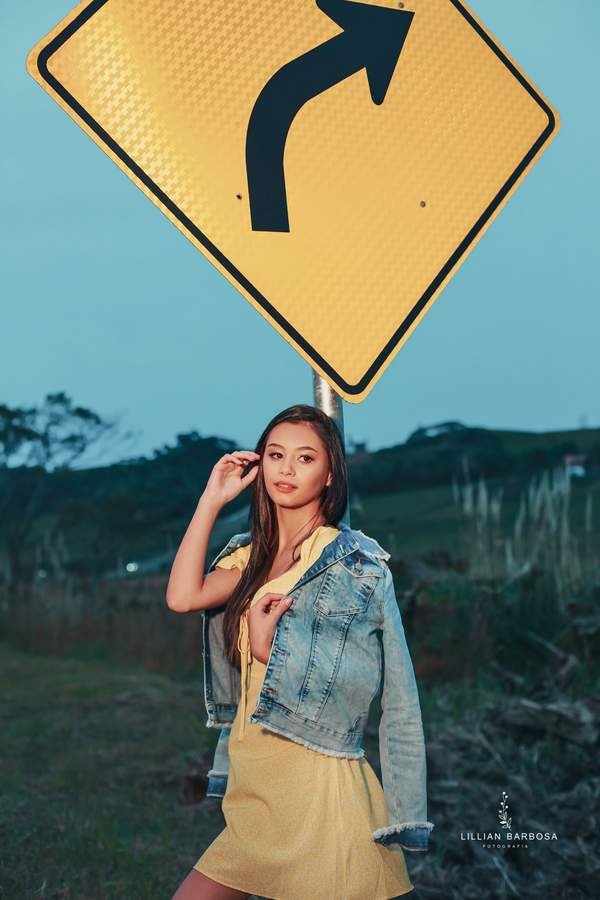 ensaio-de-15-anos-book-de-15-anos-vestido-amarelo-jaqueta-jeans-serra-do-rio-do-rastro-mirante-do-doze-fotógrafa-de-santa-catarina-fotógrafos-de-santa-catarina-fotógrafa-de-lauro-muller-fotógrafos-de-lauro-muller-fotógrafa-de-15-anos-fifteen