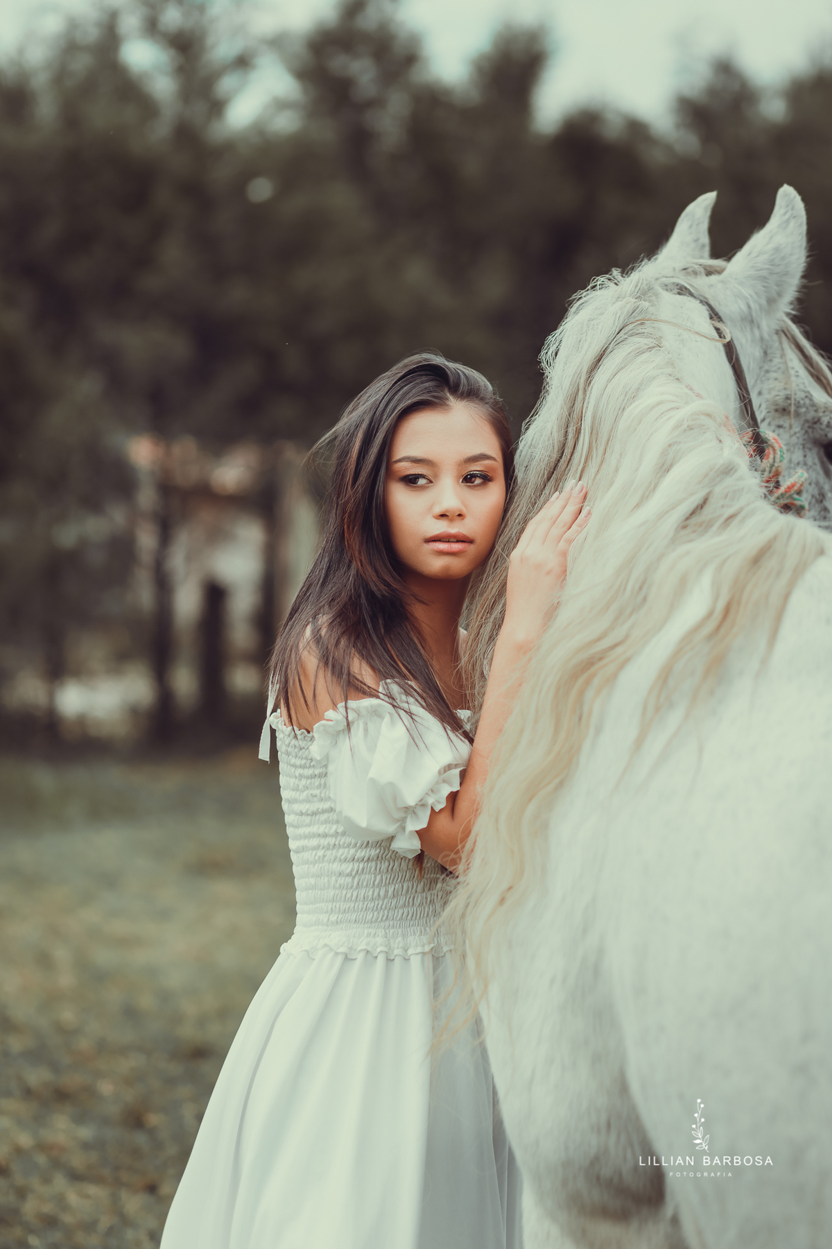 ensaio-de-15-anos-book-de-15-anos-vestido-branco-cavalos-serra-do-rio-do-rastro-fotógrafa-de-santa-catarina-fotógrafos-de-santa-catarina-fotógrafa-de-lauro-muller-fotógrafos-de-lauro-muller-fotógrafa-de-15-anos-fifteen