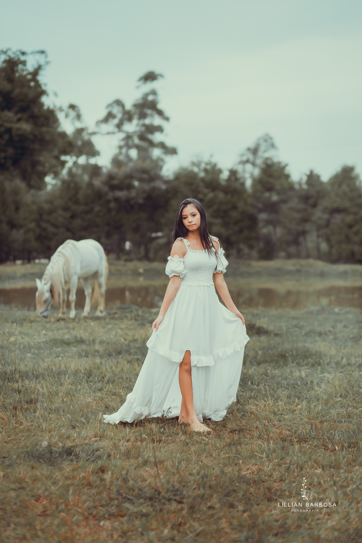 ensaio-de-15-anos-book-de-15-anos-vestido-branco-cavalos-serra-do-rio-do-rastro-fotógrafa-de-santa-catarina-fotógrafos-de-santa-catarina-fotógrafa-de-lauro-muller-fotógrafos-de-lauro-muller-fotógrafa-de-15-anos-fifteen