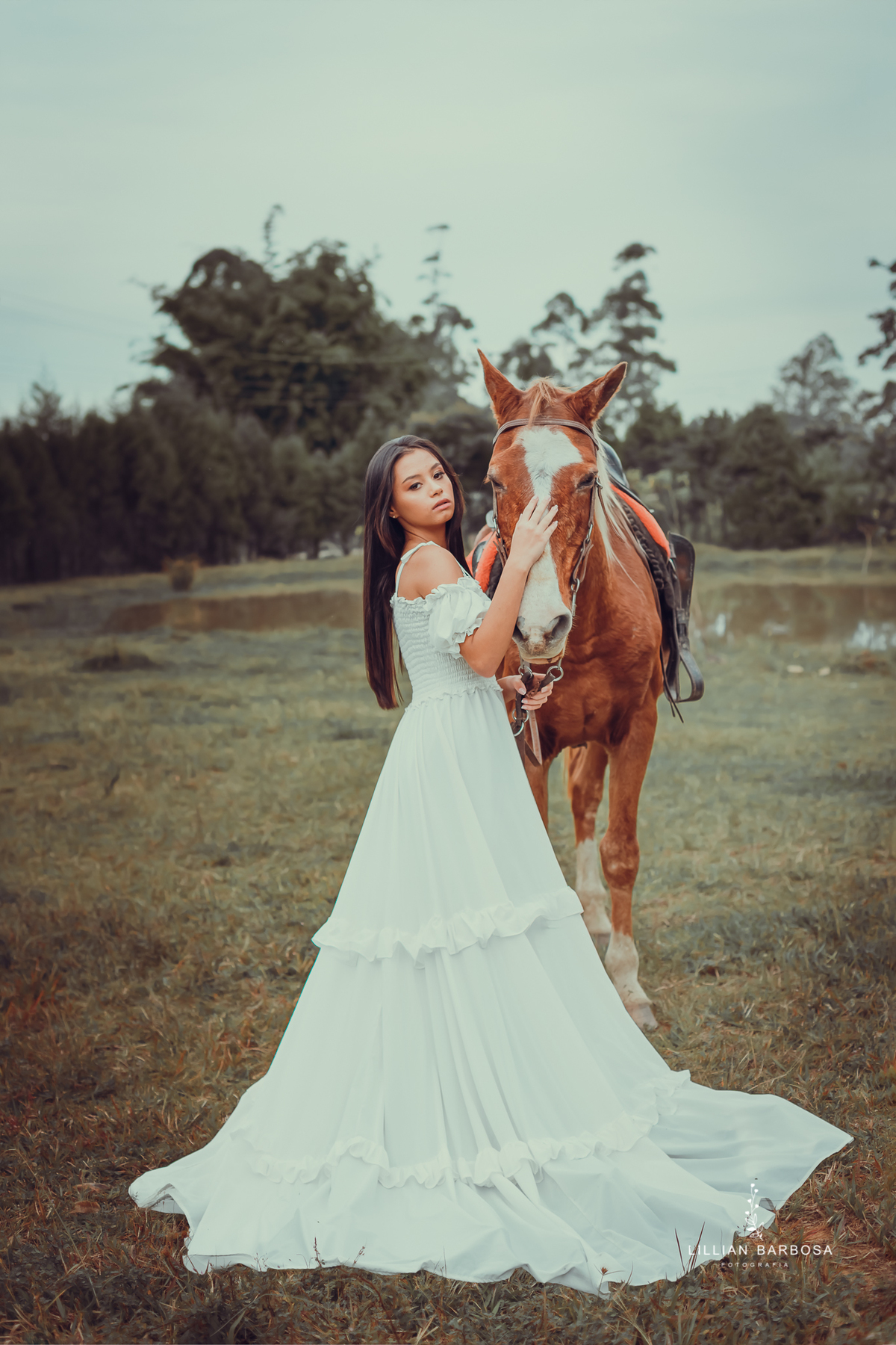 ensaio-de-15-anos-book-de-15-anos-vestido-branco-cavalos-serra-do-rio-do-rastro-fotógrafa-de-santa-catarina-fotógrafos-de-santa-catarina-fotógrafa-de-lauro-muller-fotógrafos-de-lauro-muller-fotógrafa-de-15-anos-fifteen