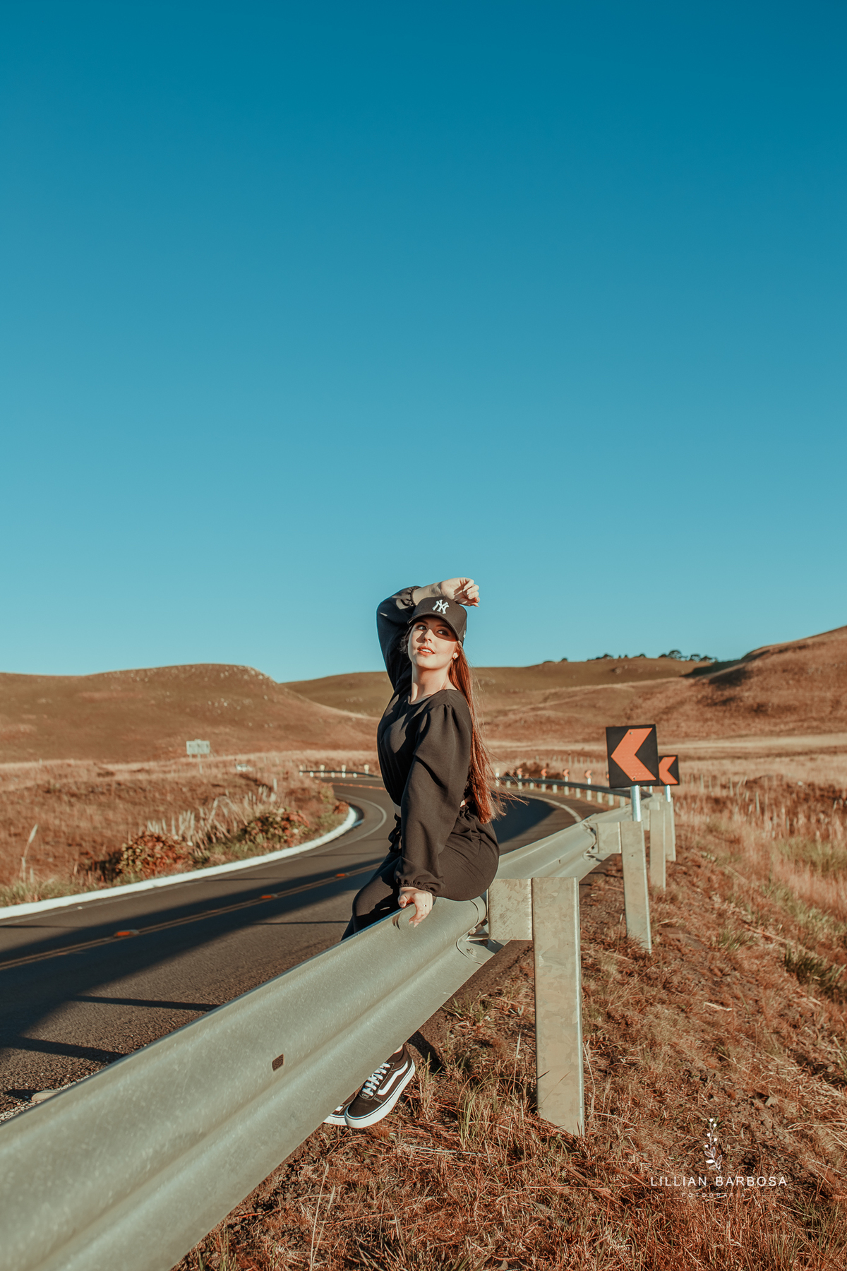 ensaio-de-15-anos-serra-do-rio-do-rastro-mirante-do-doze-bom-jardim-da-serra-snowvalley-blusa-preta-boné-fotógrafa-de-santa-catarina-fotógrafos-de-santa-catarina-fotógrafa-de-lauro-muller-fotógrafos-de-lauro-muller-fotógrafa-de-15-anos