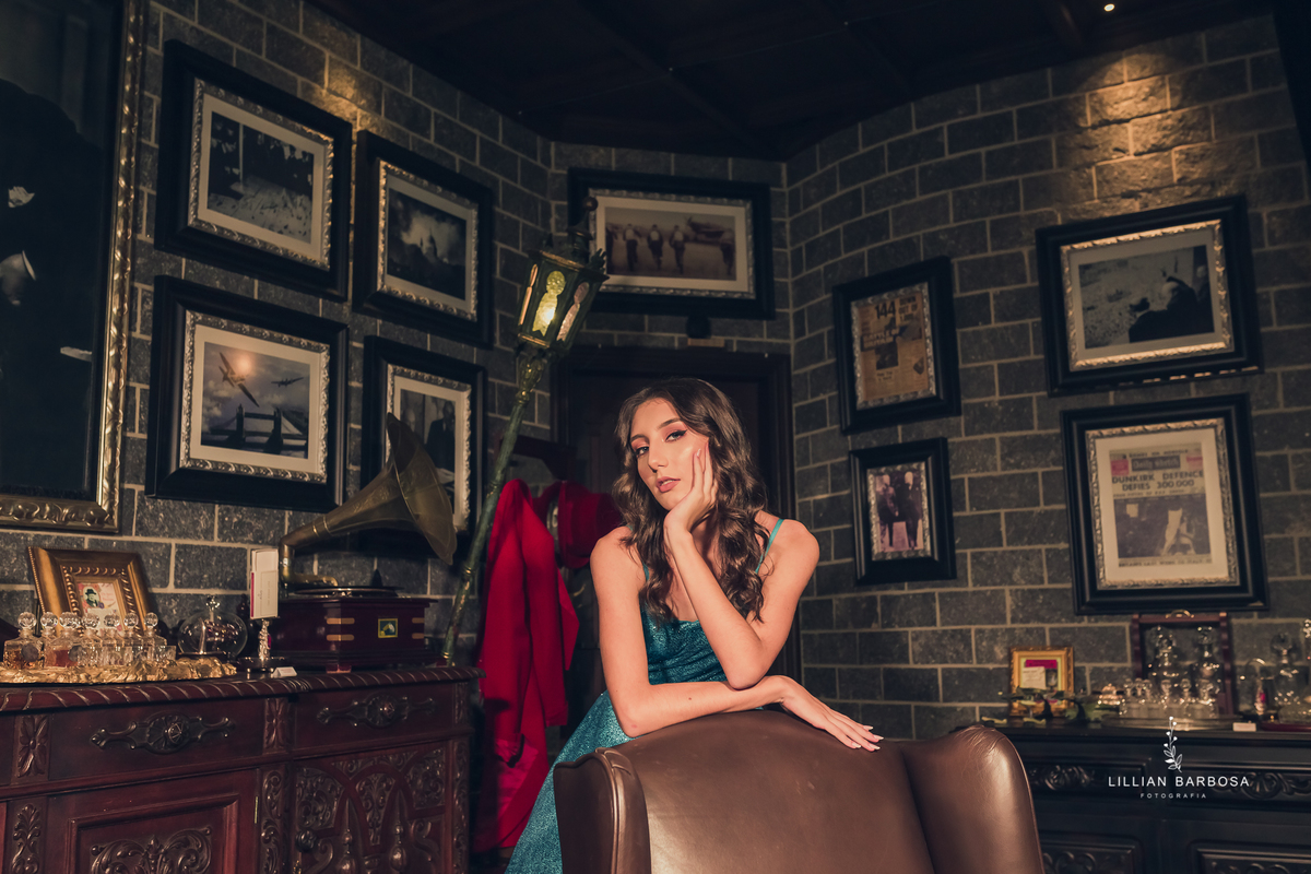 ensaio-de-15-anos-castelo-britanico-castelo-castelo-em-santa-catarina-vestido-azul-fotógrafa-de-santa-catarina-fotógrafos-de-santa-catarina-fotógrafa-de-lauro-muller-fotógrafos-de-lauro-muller-fotógrafa-de-15-anos-book-de-15-anos