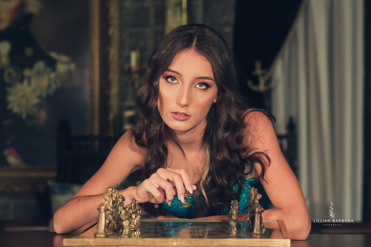 ensaio-de-15-anos-castelo-britanico-castelo-castelo-em-santa-catarina-vestido-azul-fotógrafa-de-santa-catarina-fotógrafos-de-santa-catarina-fotógrafa-de-lauro-muller-fotógrafos-de-lauro-muller-fotógrafa-de-15-anos-book-de-15-anos