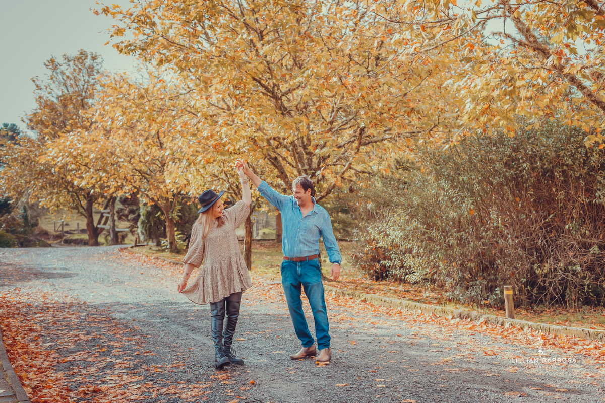 Ensaio-fotografico-casal-eco-resort-rio-do-rastro-fotografa-lillian-barbosa-fotos-no-resort-rio-do-rastro-bom-jardim-da-serra