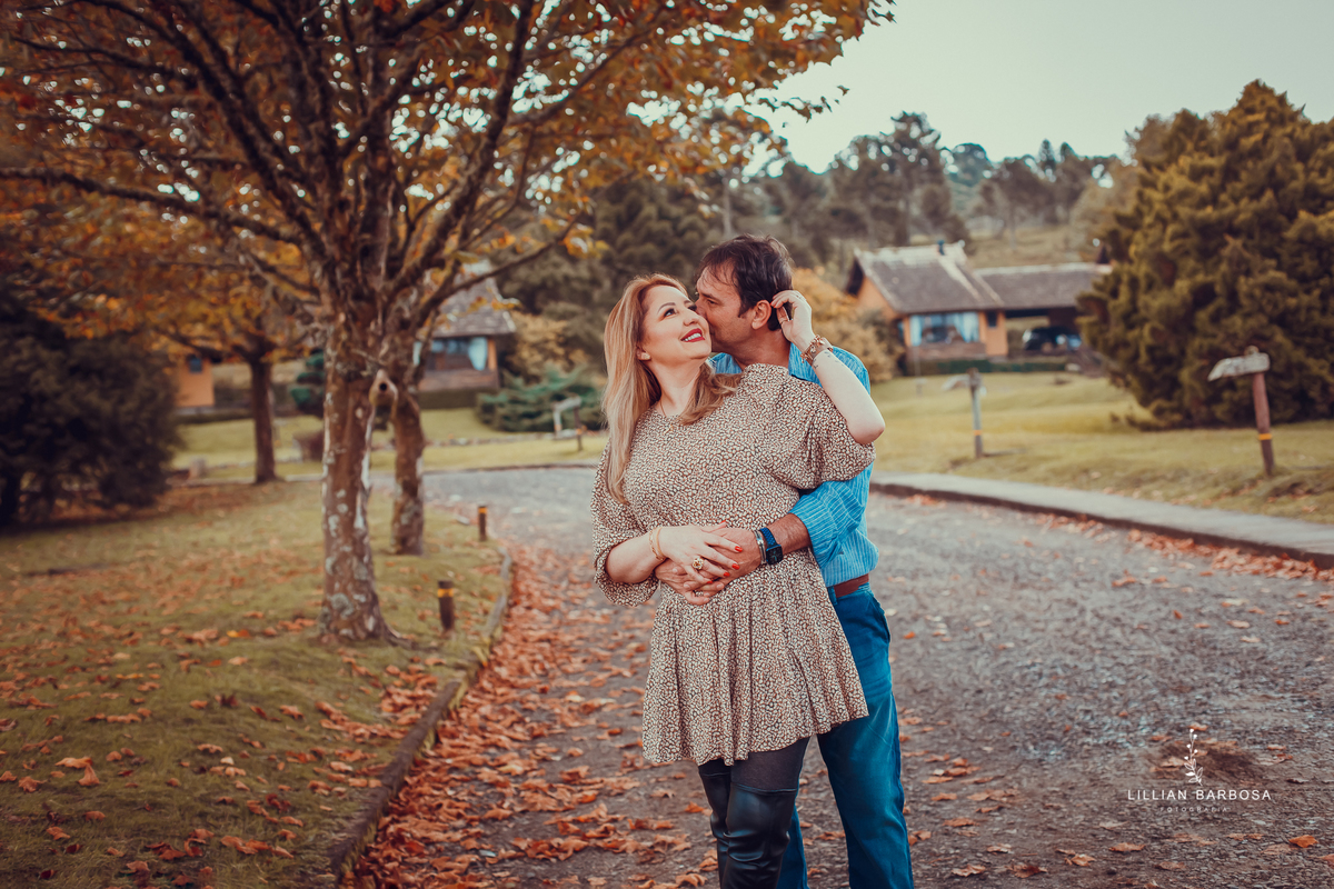Ensaio-fotografico-casal-eco-resort-rio-do-rastro-fotografa-lillian-barbosa-fotos-no-resort-rio-do-rastro-bom-jardim-da-serra