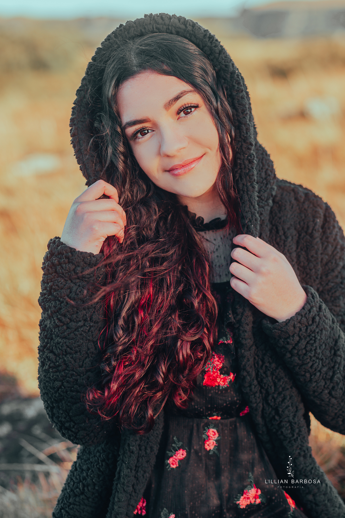 ensaio-de-15-anos-book-de-15-anos-serra-do-rio-do-rastro-mirante-do-doze-jaqueta-jeans-vestido-preto-estampado-teddy-preto-fotógrafos-de-santa-catarina-fotógrafos-de-lauro-muller-fotógrafa-de-15-anos