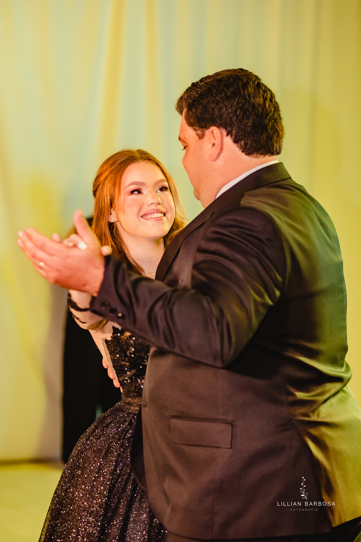 menina-vestido-15anos-festa-festade15anos-dança-valsa-fotógrafadesantacatarina-fotógrafosdesantacatarina-fotógrafadelauromuller-fotógrafosdelauromuller-fotógrafade15anos-fotógrafosde15anos-festadedebutante