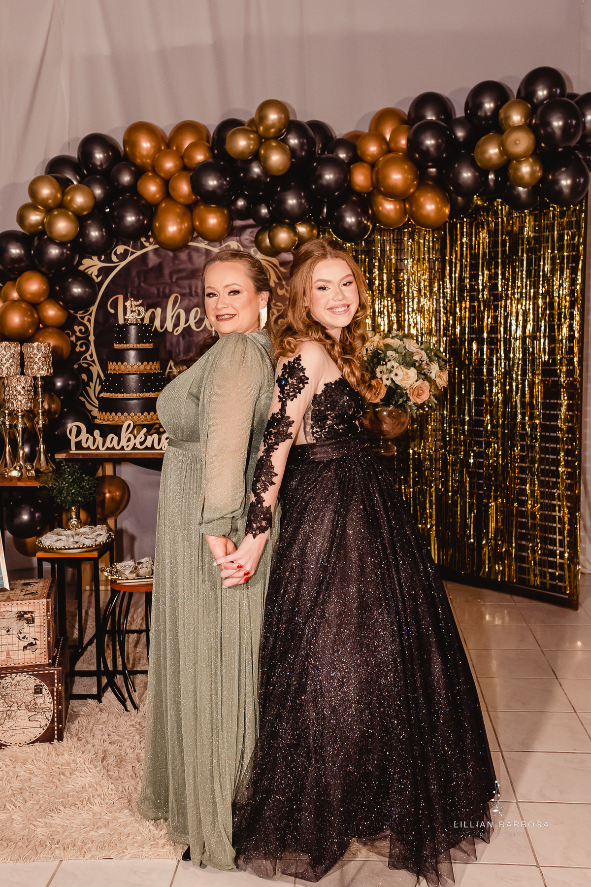 menina-vestido-15anos-festa-festade15anos-família-mãe-fotógrafadesantacatarina-fotógrafosdesantacatarina-fotógrafadelauromuller-fotógrafosdelauromuller-fotógrafade15anos-fotógrafosde15anos-festadedebutante