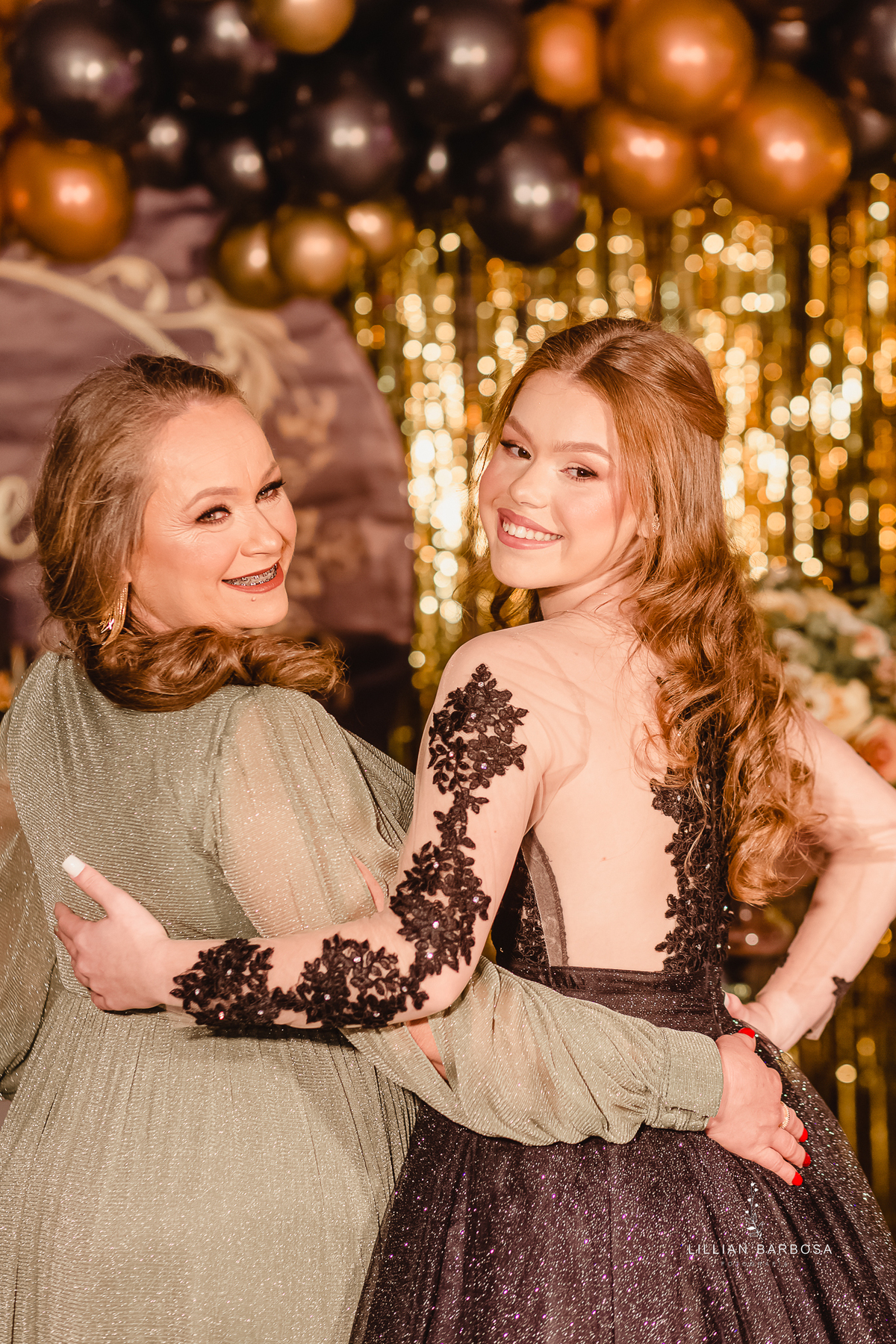 menina-vestido-15anos-festa-festade15anos-família-mãe-fotógrafadesantacatarina-fotógrafosdesantacatarina-fotógrafadelauromuller-fotógrafosdelauromuller-fotógrafade15anos-fotógrafosde15anos-festadedebutante