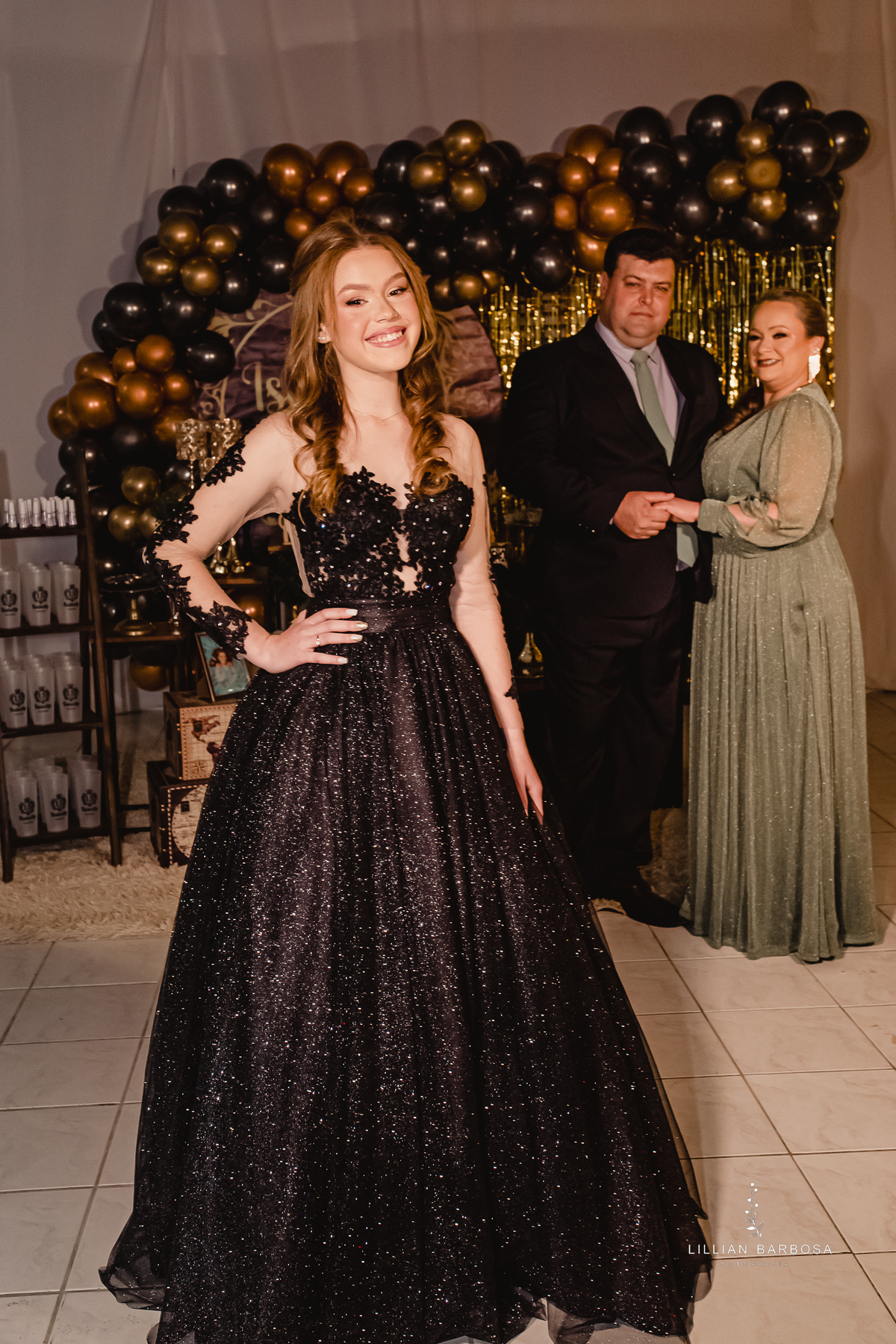 menina-vestido-15anos-festa-festade15anos-família-mãe-pai-fotógrafadesantacatarina-fotógrafosdesantacatarina-fotógrafadelauromuller-fotógrafosdelauromuller-fotógrafade15anos-fotógrafosde15anos-festadedebutante