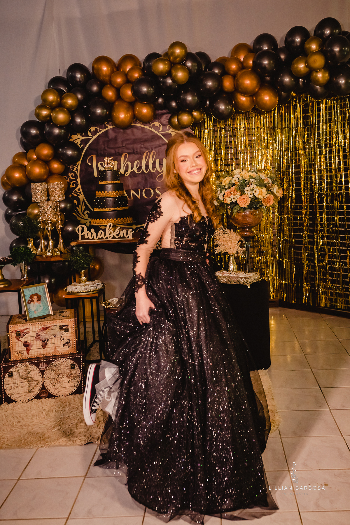 menina-vestido-15anos-festa-festade15anos-fotógrafadesantacatarina-fotógrafosdesantacatarina-fotógrafadelauromuller-fotógrafosdelauromuller-fotógrafade15anos-fotógrafosde15anos-festadedebutante-decoração-bolo-decoraçãode15anos